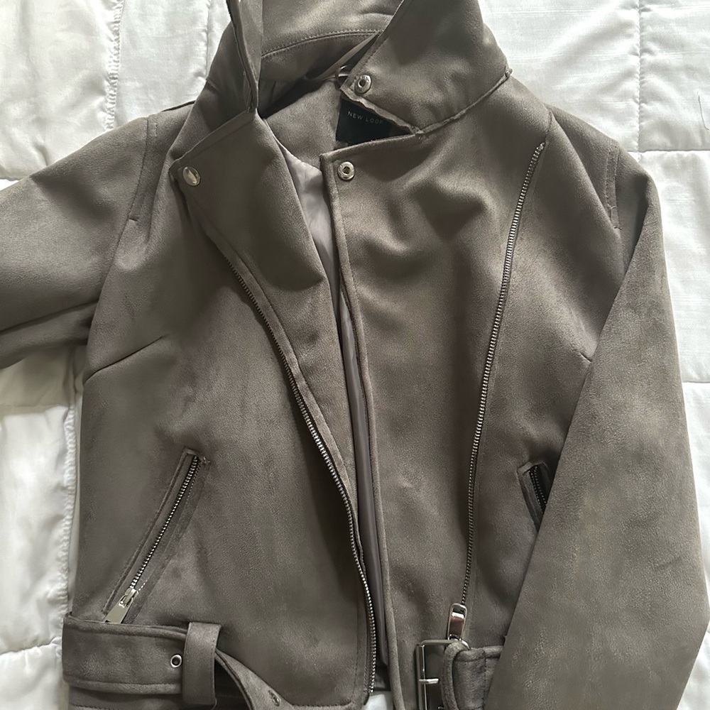 Women’s suede jacket